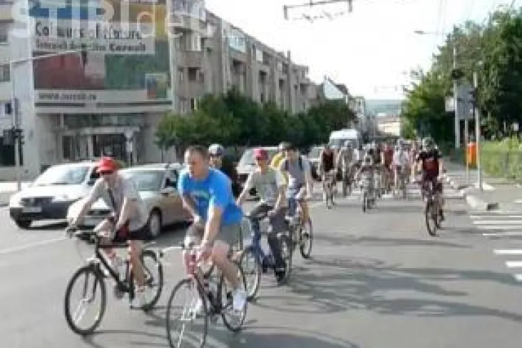A 46-a editie a Marsului Biciclistilor are loc la Cluj joi, 30 iunie