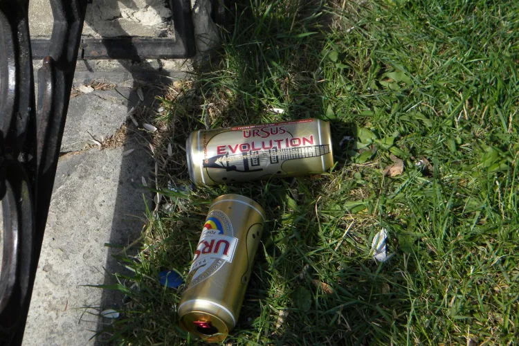 Ursus "Involution": miros de urina si mizerie in Piata Unirii STIREA CITITORULUI 