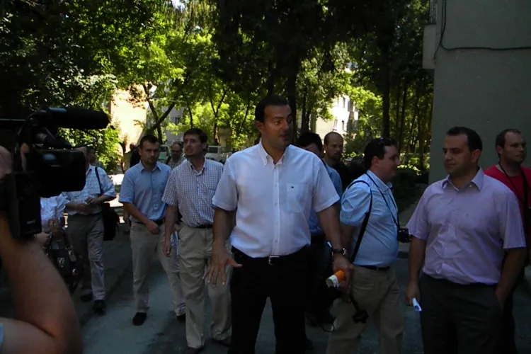 Zona Detunata din cartierul Gheorgheni, refacuta de Primarie. E.ON Gaz baga bete in roate proiectului VIDEO