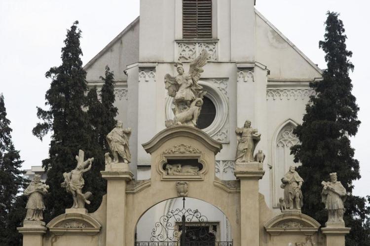 Cluj: Un tanar a incercat sa fure echipamentul fantanii arteziene din spatele Bisercii Sfantul Petru
