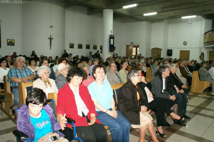 Reclicvele Sfantului Anton de Padova, venerate la Capela "Sfantul Iosif" din Cluj-Napoca FOTO