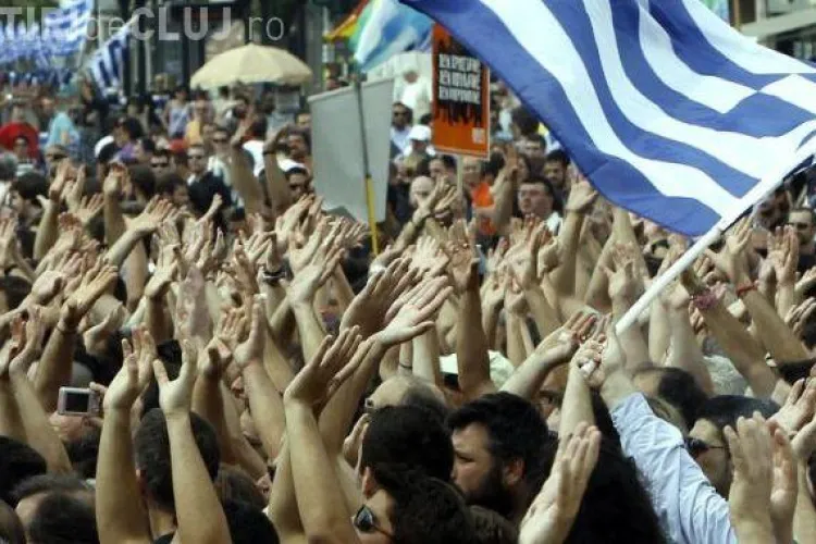 LIVE! Proteste violente la Atena. Tara este in greva pentru 48 de ore