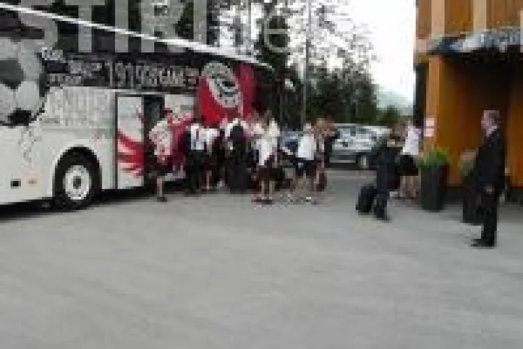 Jucatorii de la U Cluj au ajuns in Austria. Vezi unde sunt cazati studentii!