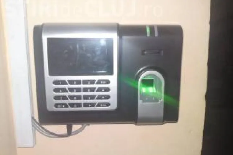 PSD Cluj cere indepartarea sistemului de scanare a amprentelor de la Primarie