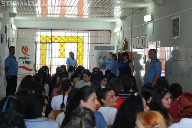 Andreea Marin, in vizita la Penitenciarul din Cluj VIDEO si FOTO