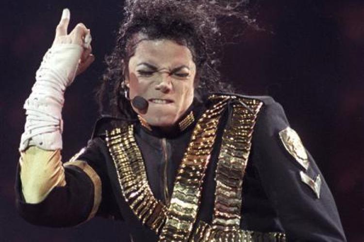 Michael Jackson, comemorat la Cluj-Napoca prin dans VIDEO