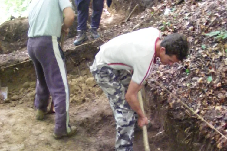 Fiii luptatorului anticomunist Teodor Susman, cautati la Poieni 