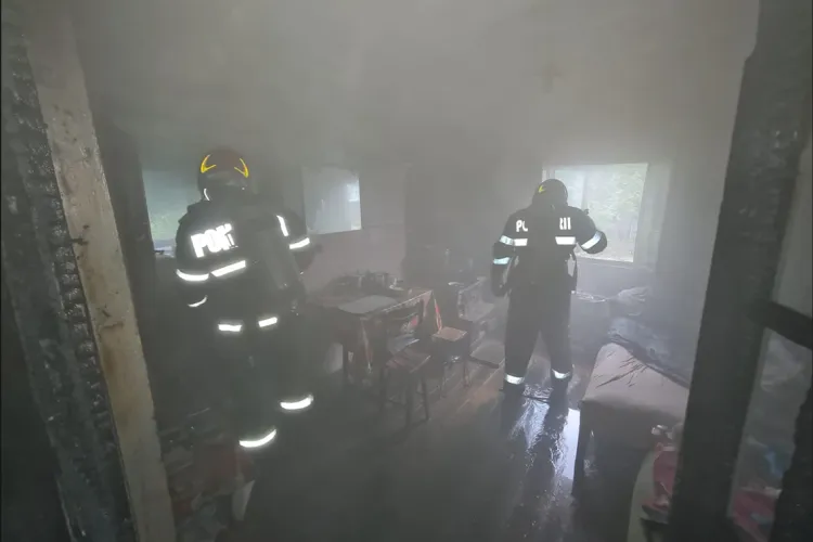 Incendiu într-o localitate din Cluj! Pompierii au intervenit de urgență! De la ce a pornit totul