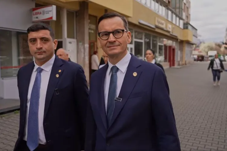 Surpriză! Ce loc din Cluj-Napoca a ales George Simion să-i prezinte fostului premier al Poloniei FOTO