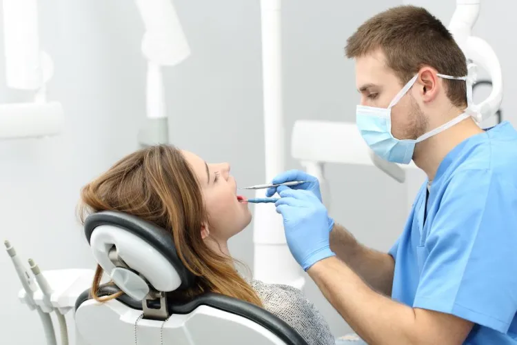 Medic stomatolog din Cluj, terorizat de fosta soție! A încălcat un ordin de protecție ca să-l urmărească la biserică, pe stradă și la cabinet