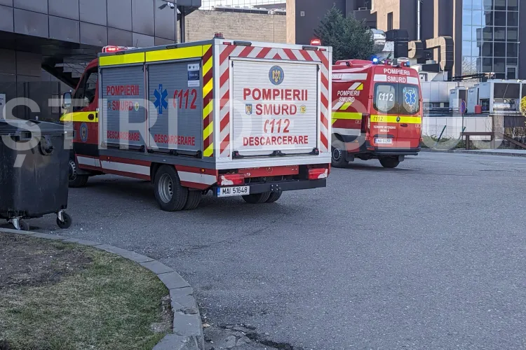 Ce spun polițiștii despre tragedia de la Iulius Mall Cluj? O clujeancă și-a pierdut viața după ce a căzut de pe terasă  - FOTO/ VIDEO 