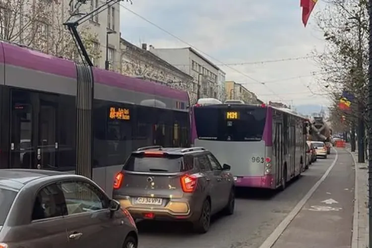 Trafic intens într-un cartier liniștit din Cluj-Napoca! Locuitorii din zonă cer ajutorul autorităților: „Interveniți până nu este prea târziu”