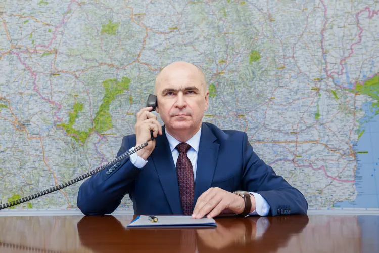 Urmează o perioadă dificilă pentru români! Ilie Bolojan ia în calcul o creștere a taxelor și impozitelor: „Am cheltuit mai mult decât ne-am putut permite”