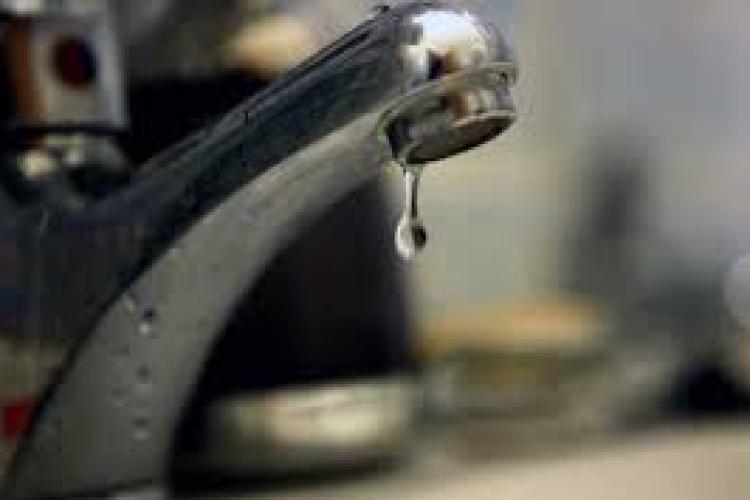Atenție clujeni! Întreruperi ale apei timp de 3 zile, din cauza unor lucrări. Sunt afectate zeci de străzi din Cluj-Napoca/Faceți rezerve