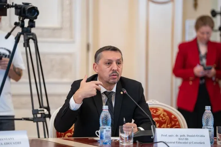 Daniel David a dat startul unei campanii fără precedent în învățământul românesc! Ordinul ministrului care schimbă regulile jocului