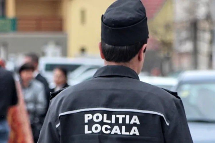 Polițist local din Cluj, prins că a ajutat doi condamnați să „scape” de munca în folosul comunității. A dat vina pe un viceprimar mort