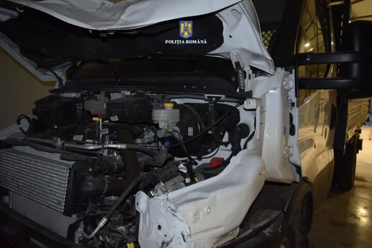 Primarul comunei clujene Cornești, acuzat că a ,,împrumutat” mașina instituției și a condus-o fără permis! A făcut accident și a încercat să o înlocuiască