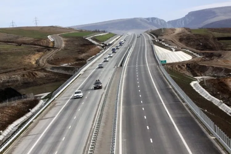 La 22 de ani de la primul contract pentru Autostrada Transilvania, săptămâna aceasta se va semna contractul pentru ultimul tronson, cel mai scump