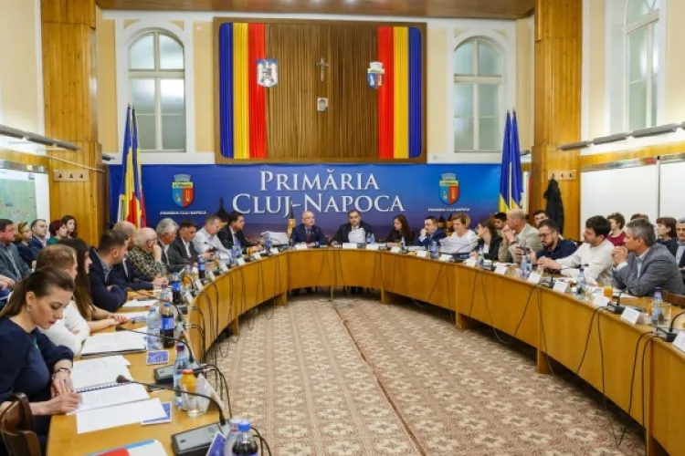 Doamnele din Consiliul Local Cluj cer măsuri pentru descurajarea agresivității verbale pe stadioane: „Să putem merge cu copiii la stadion”