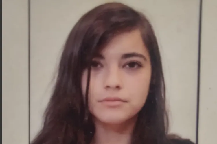 A fost găsită tânăra care a dispărut în urmă trei zile în Cluj-Napoca.  A fost găsită în Florești. Mulțumiri celor care au ajutat la găsirea ei