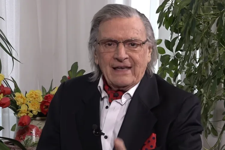 Mesajul îndrăgitului actor clujean Florin Piersic, cu ocazia Floriilor: ,,Să aveți bucurii, chiar dacă încă... ne ninge!” VIDEO