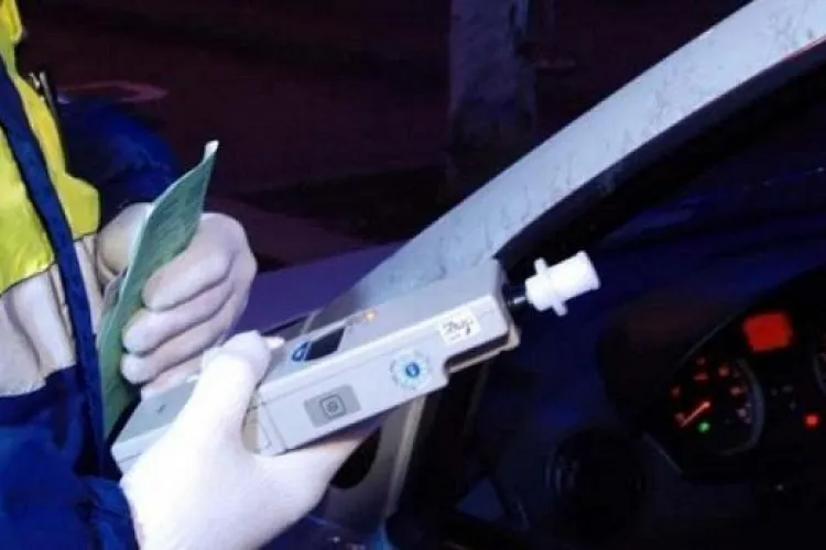 Minora accidentată pe strada Constanța din Cluj-Napoca a trecut neregulamentar drumul, fiind lovită de o șoferiță sub influența alcoolului 