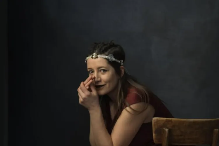 EXCLUSIV Cum au convins-o escrocii moldoveni pe actrița clujeancă Patricia Brad să le dea banii. Filmul țepei de 100 mii lei ce a șocat Clujul pare ireal!