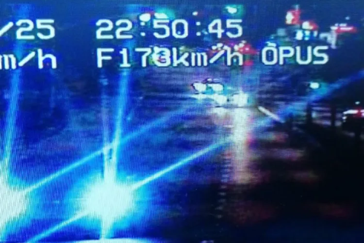 Spaima șoselelor din Cluj! Un tânăr de 25 a fost prins în timp ce circula cu 173 km/h pe Calea Turzii. Și-a luat rămas bun de la permis 