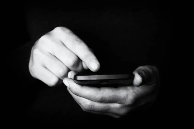 La un pas de tragedie! Un băiat de 17 ani, cât pe ce să recurgă la un gest necugetat. A fost salvat în ultimul moment de Telefonul Copilului