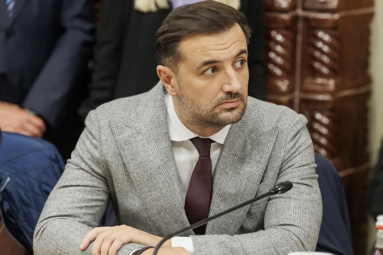 Universitatea Cluj se desparte de unul dintre cei mai buni jucători! Radu Constantea: „Nu știu cum ar mai putea să fie la noi și din sezonul viitor” 