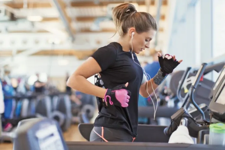 Poliția Locală Cluj a pus lacătul pe o sală de fitness din Mărăști! Au fost descoperite nereguli majore / Patronul nu s-a obosit să obțină avizele necesare