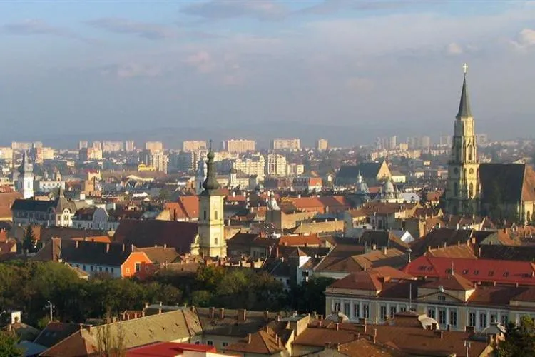 Ce răspunsuri a primit un tânăr care vrea să se mute în Cluj? A întrebat dacă orașul e periculos, iar clujenii i-au dat replica: ,,E periculos de scump”