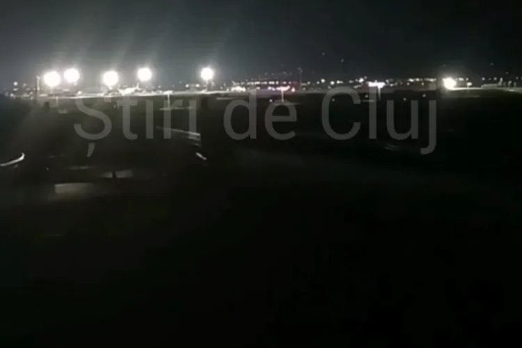 Amenințarea cu bombă de azi-noapte de pe Aeroportul Cluj-Napoca s-a dovedit a fi falsă. Pasagerii au fost debarcați în siguranță VIDEO