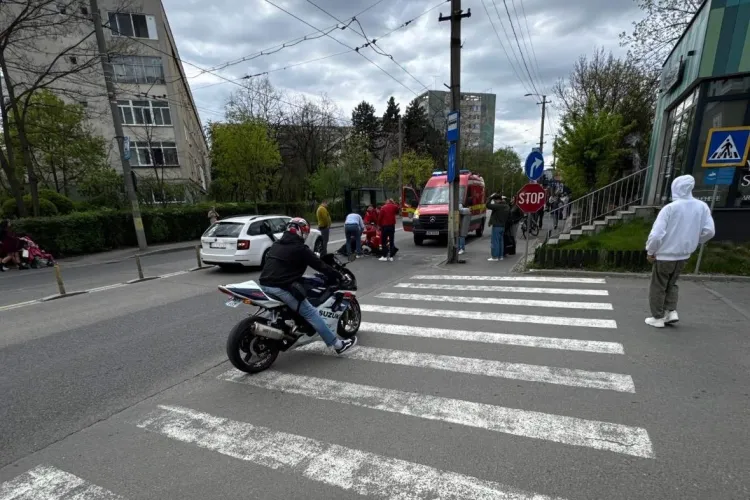 Accident în Cluj-Napoca! Clujean, în stare GRAVĂ după ce a fost lovit în plin de o mașină pe strada Alexandru Vaida Voevod 