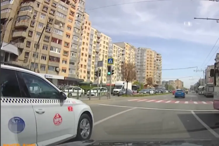 VIDEO Taximetrist clujean, filmat după ce s-a „aprins” în trafic și intimida alt șofer, deși tot el se încadrase greșit: „Merci bro, Paște fericit și ție!”