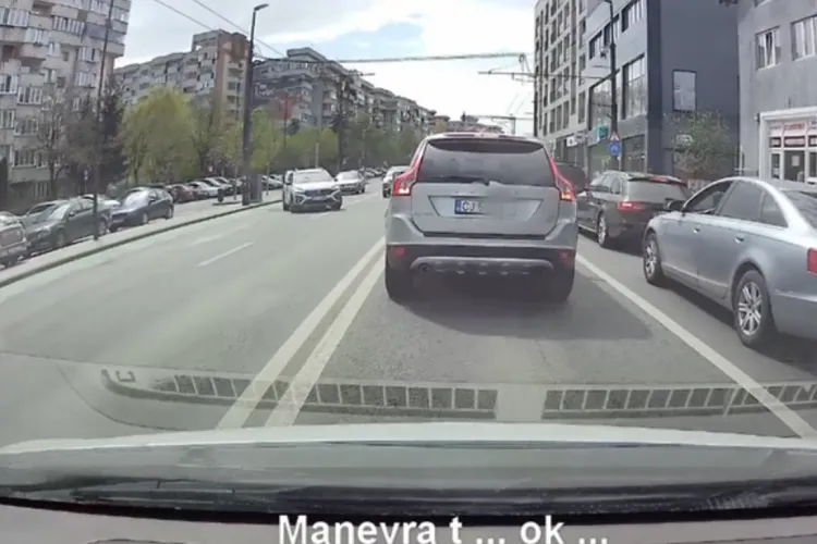 VIDEO Șofer Bolt filmat cu camera de  bord în timp ce întoarce iresponsabil pe una din cele mai aglomerate străzi din Cluj: „Reacție mârlănească”