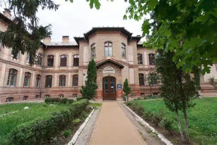 Spitalul Județean Cluj face angajări pe bandă rulantă: Zeci de posturi scoase la concurs, dar ca să se uite la dosar, trebuie să plătești o taxă