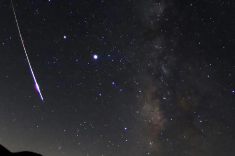 Lyride 2025: Când va avea loc spectaculoasa ploaie de stele căzătoare 