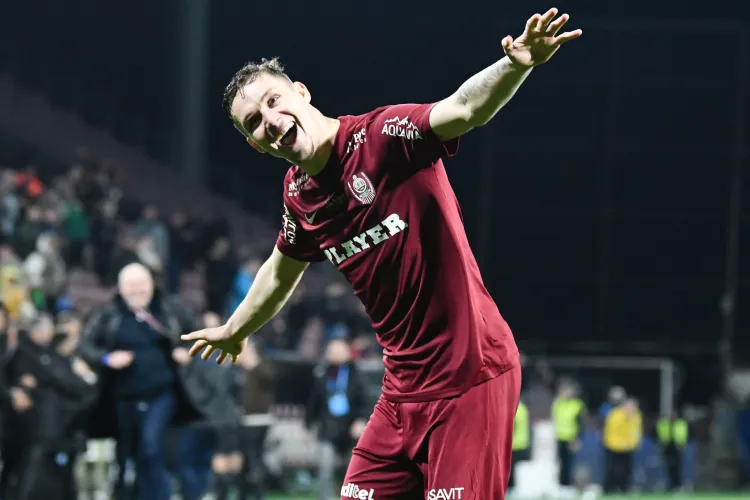 Un fost portar de la CFR Cluj îl ironizează pe Louis Munteanu, fotbalistul „fenomen” din Gruia: „Trebuie să mai bea niște lapte”