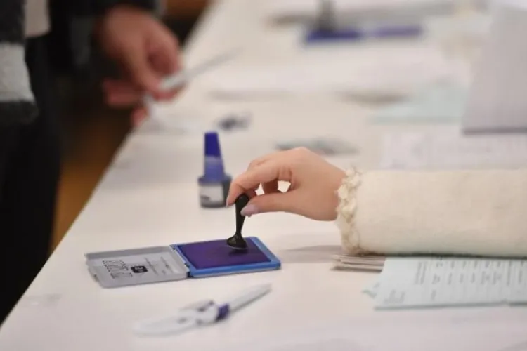 Alegeri Prezidențiale Cluj: Două cazuri de continuare a propagandei electorale, investigate de polițiștii clujeni