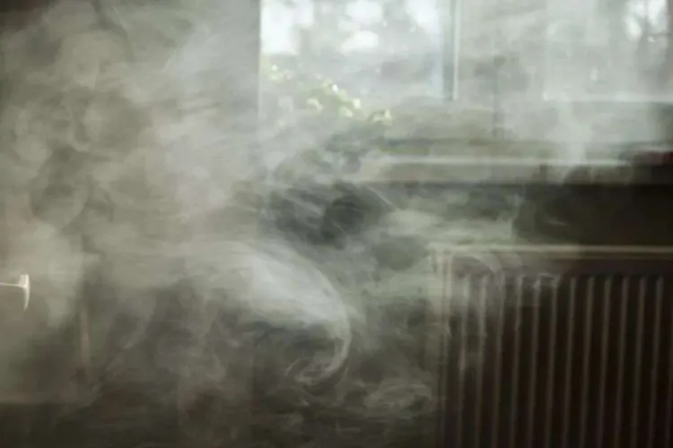 Fum gros într-un apartament din cartierul clujean Gheorgheni în urmă cu puțin timp: Localnicii au sunat la 112. De la ce a pornit totul