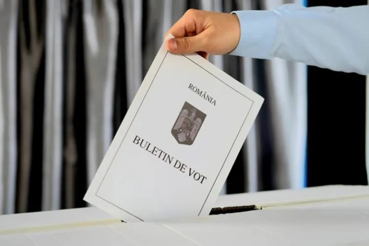 Ultimul sondaj înainte de alegerile de duminică. Luptă strânsă pentru locul al doilea