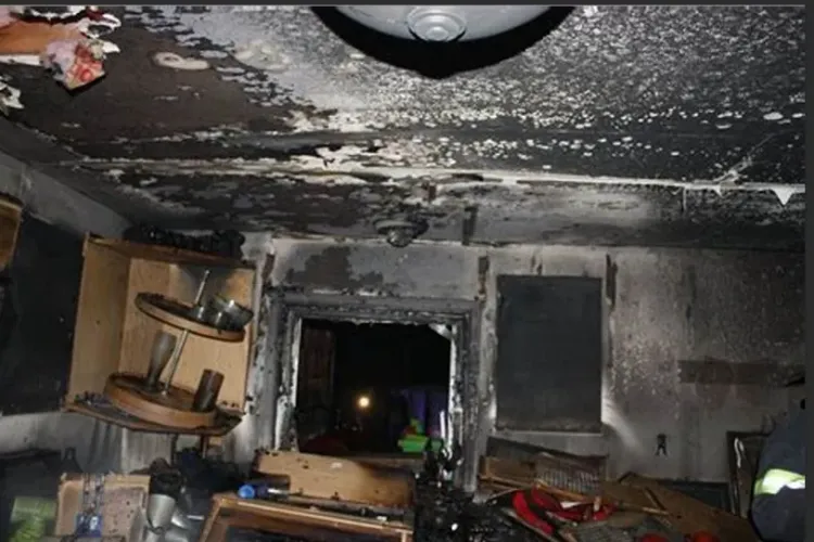 Cluj: Explozie puternică într-o locuință! Un bărbat de 75 de ani se luptă între viață și moarte. A fost intubat de SMURD 