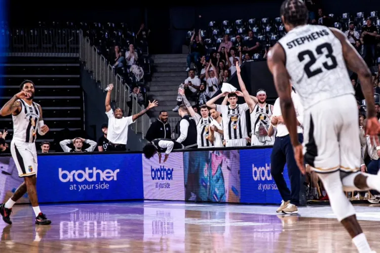 U BT a câștigat și al doilea meci din play-off. Se conturează o semifinală „de foc”