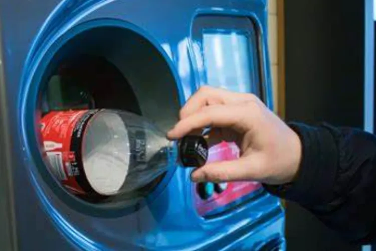 Clujenii sunt „inventivi”! O nouă metodă de fraudare a sistemului de reciclare a apărut la Cluj: „Dacă le atragi atenția șmecherilor, devin agresivi” 