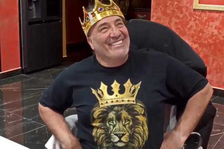 Război TOTAL între Nelson Mondialu și un afacerist celebru! Clujeanul a fost umilit în fața tuturor: „E un papițoi, un circar, veverița mapi papi” 