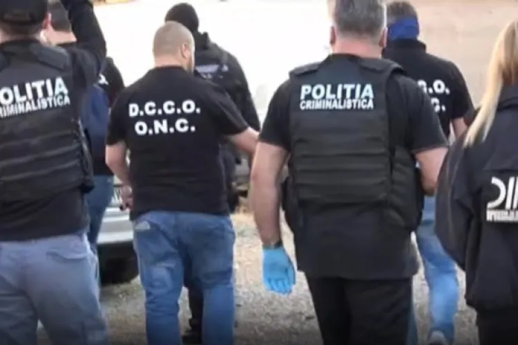 Captură impresionantă de stupefiante de 1 Mai! Traficanții voiau să vândă peste 17 kg de „marfă” turiștilor. Cum i-au prins procurorii VIDEO
