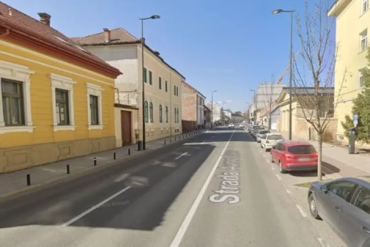 După 6 ani de așteptare și zeci de petiții, Clujul „desenează” în sfârșit o trecere de pietoni pe strada Avram Iancu