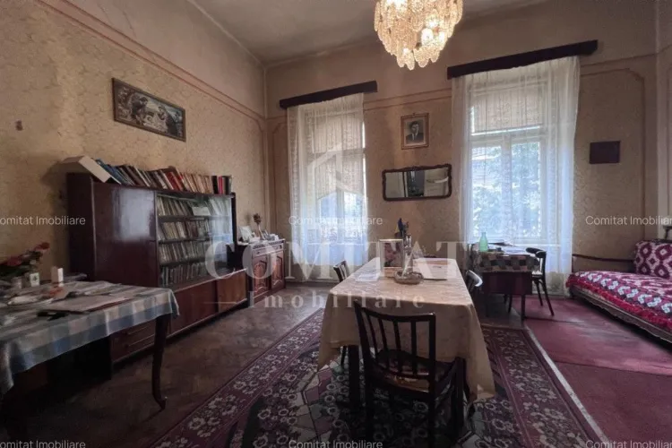 Apartament în stil „vintage” din centrul Clujului, scos la vânzare cu 450.000 de euro! Un singur metru pătrat costă cât o mașină FOTO