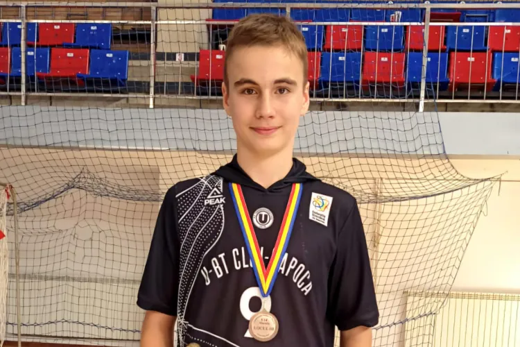 Un clujean în echipa IDEALĂ la turneul final al Campionatului Național U14: Matei Cenean, remarcat după evoluții excelente FOTO